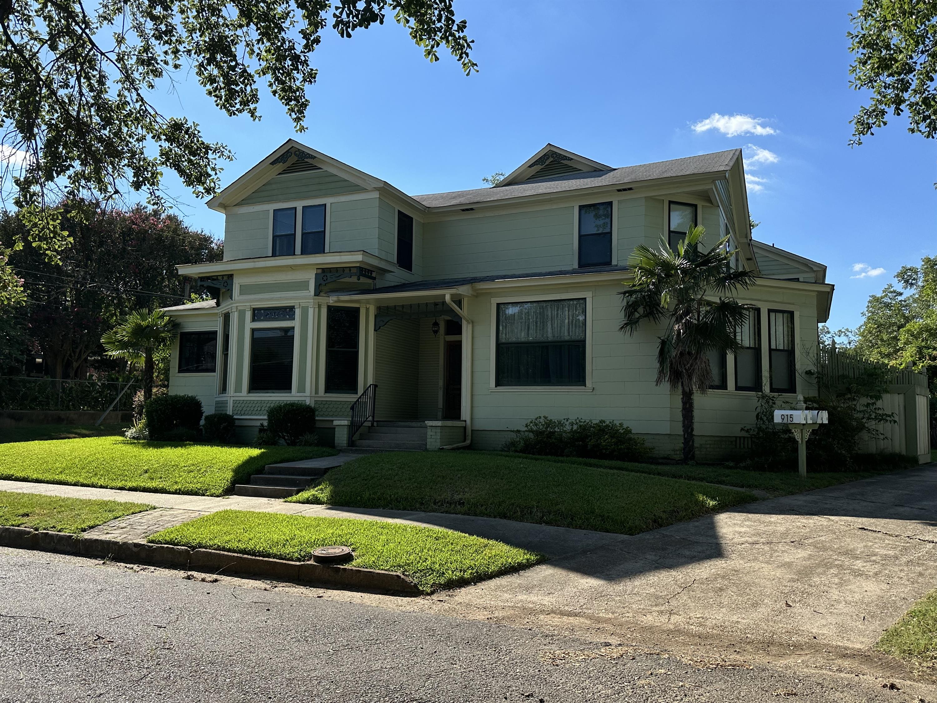 915 East 5th Street - A